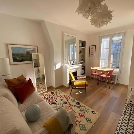 Modern Appartement W/ Tour Eiffel View In The 7Th Parigi Esterno foto